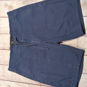 Abercrombie Men's blue 100% cotton shorts size M